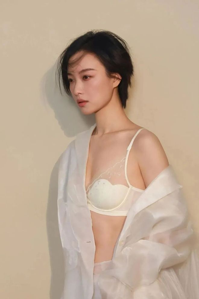角子機：有些衣服，是穿给自己看的